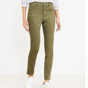 LOFT Green Five Pocket Skinny Pants